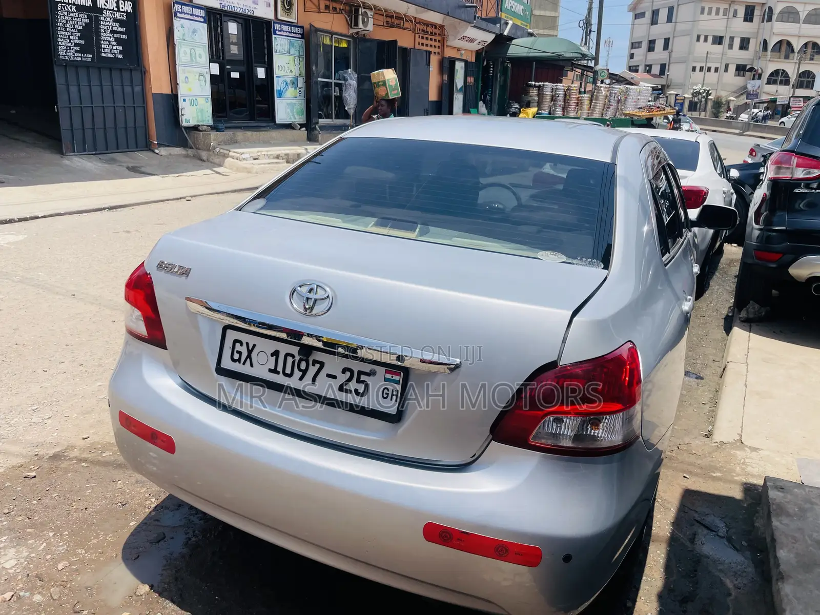 Toyota Belta 2010 Silver