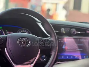 Toyota Corolla 2020 White