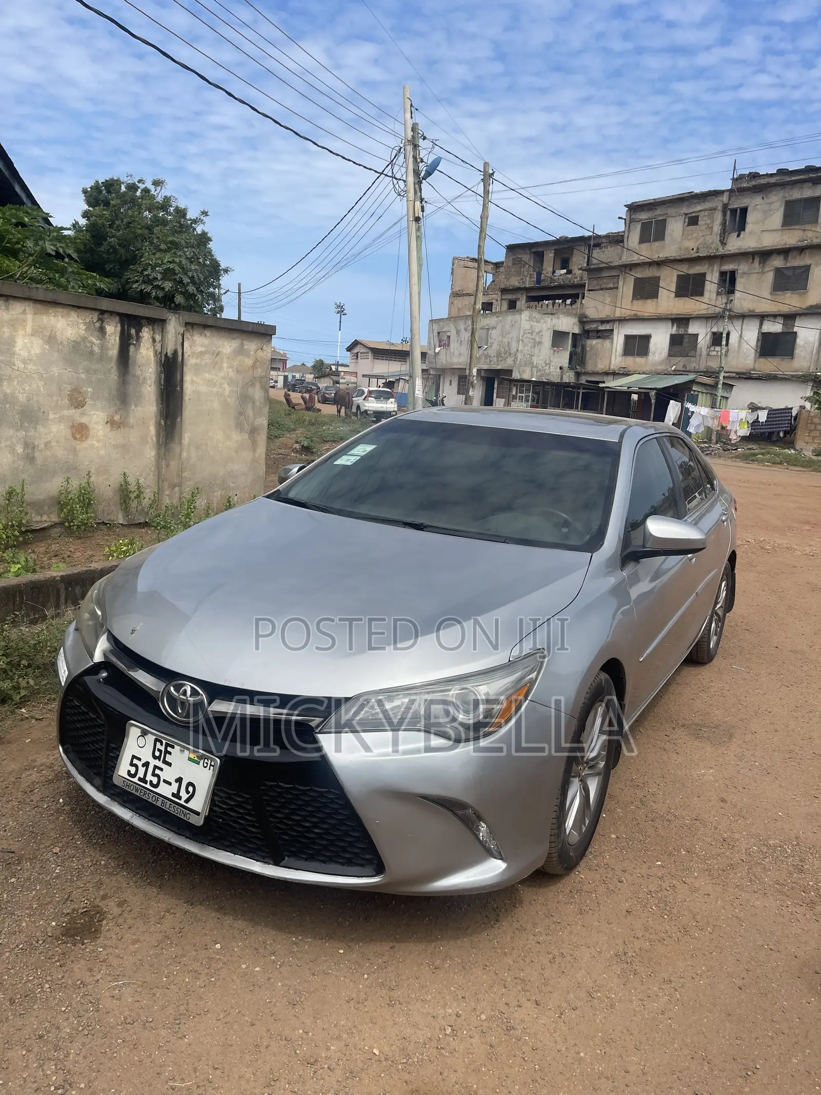 Toyota Camry 2016 Gray