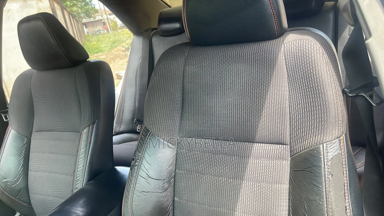 Toyota Camry 2016 Gray