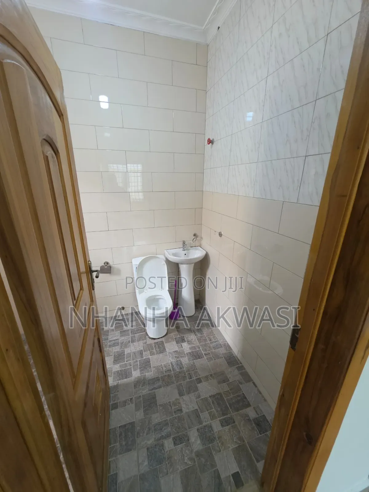 3bdrm Apartment in Trassacco Valley, Accra Metropolitan for rent