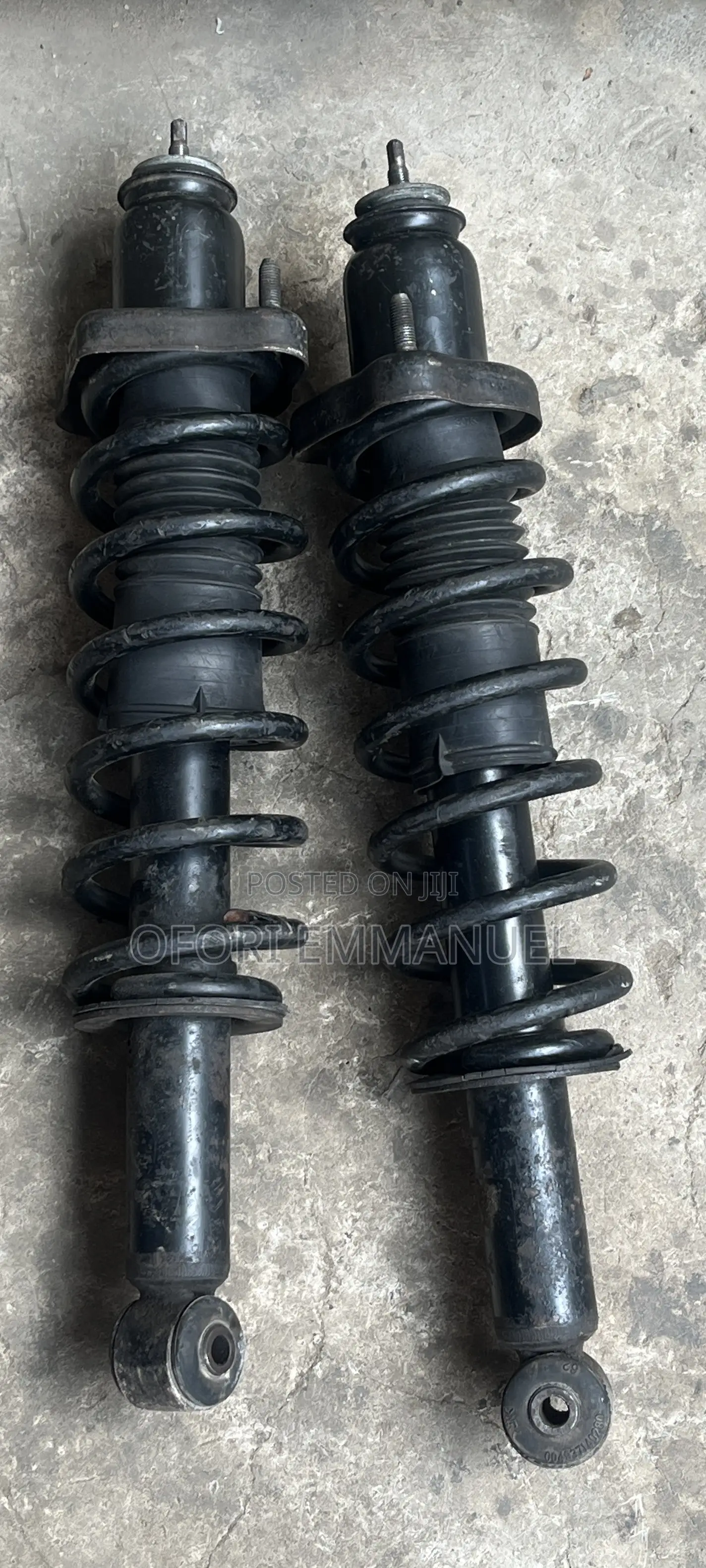 Dodge Calibra Back Shocks