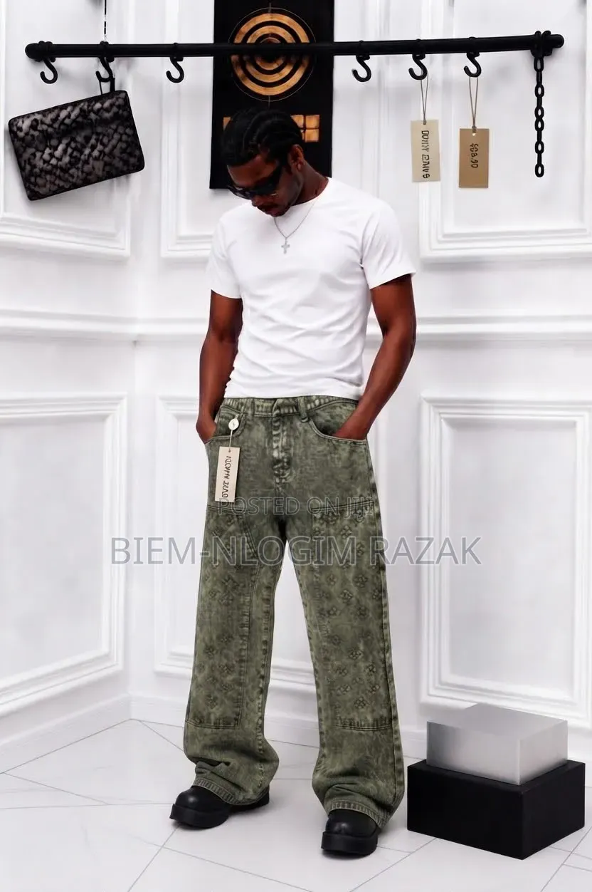 High Quality Denim Baggy Straight and Flare Jeans Available in Stock