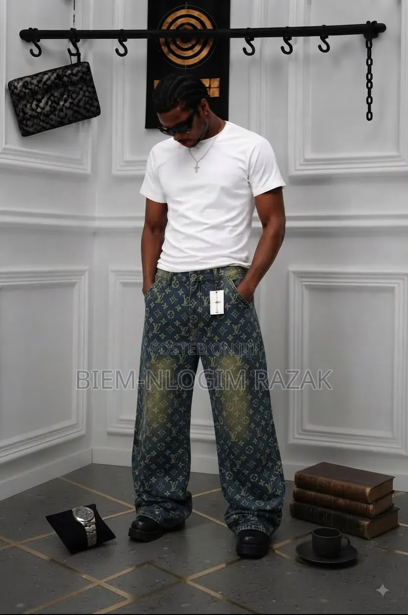 High Quality Denim Baggy Straight and Flare Jeans Available in Stock