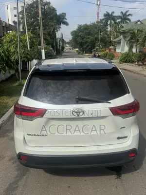 Toyota Highlander 2019 White