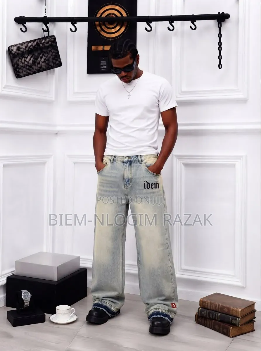 Straight Baggy Jeans Available in Stock