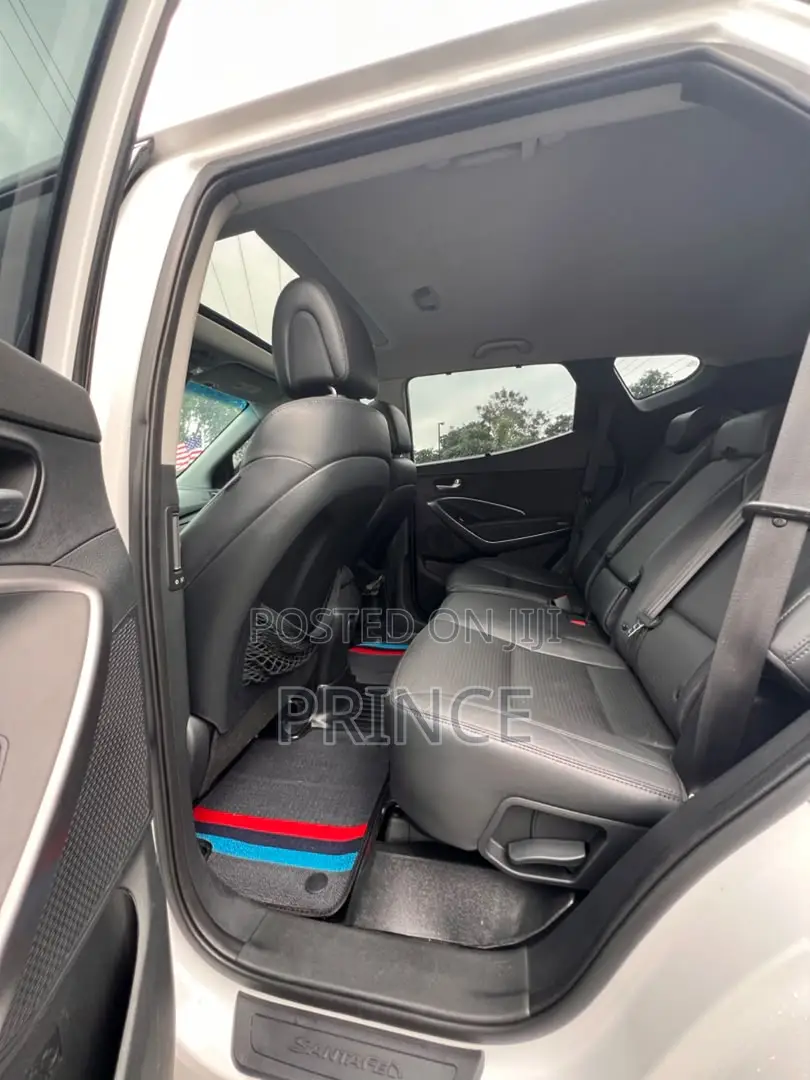 Hyundai Santa Fe 2014 White