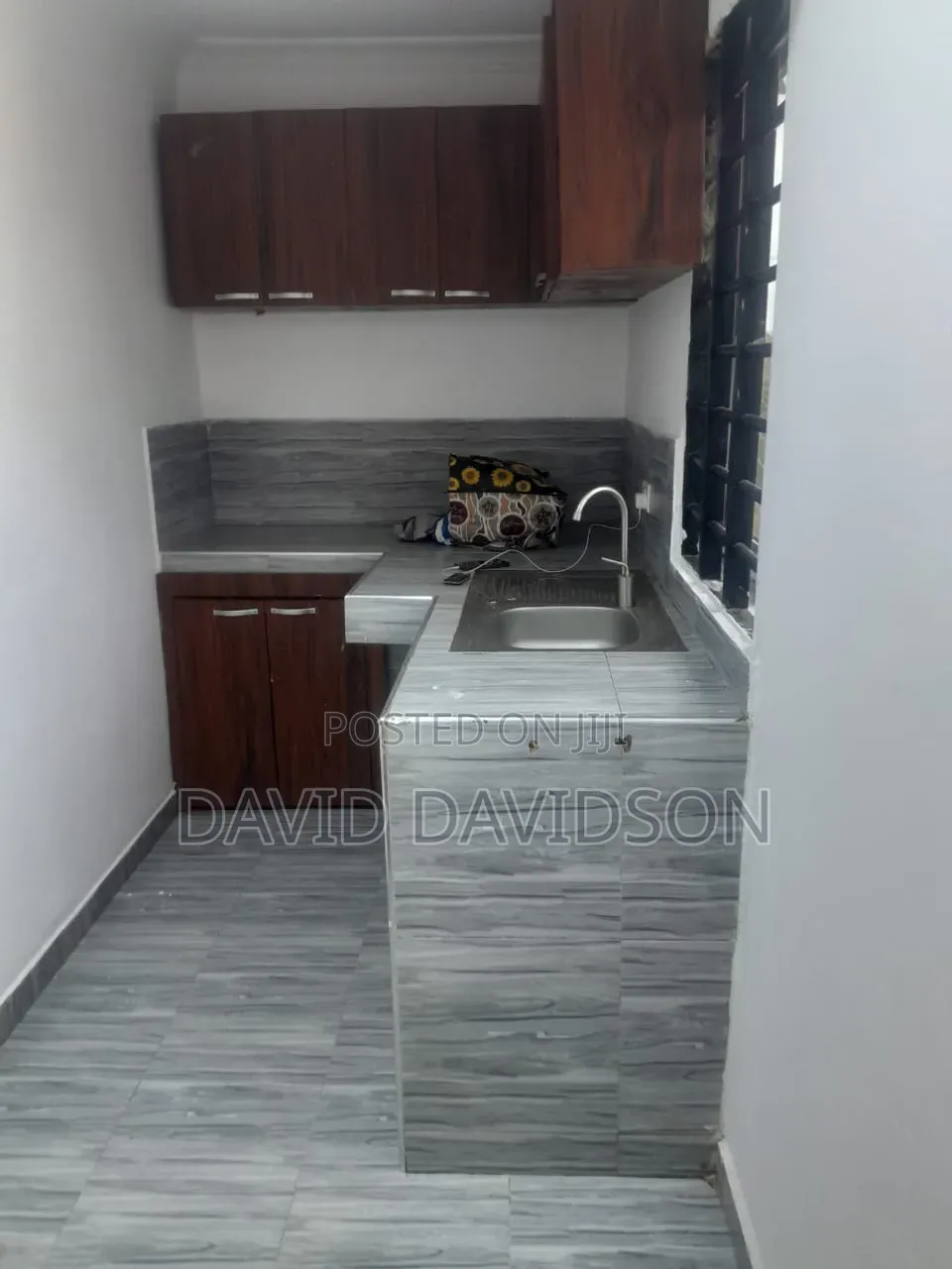 1bdrm Apartment in Chamber And Hall, Tema Metropolitan for rent