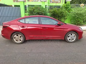 Hyundai Elantra SEL 2019 Red