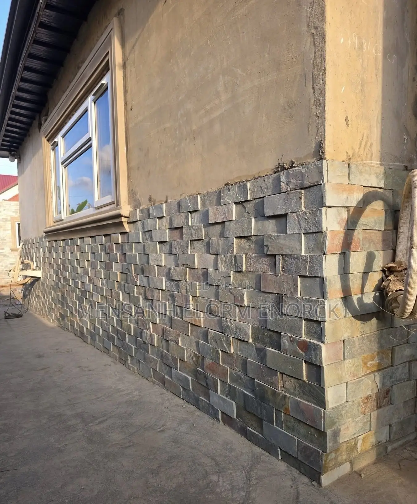Natural Stone Seler .