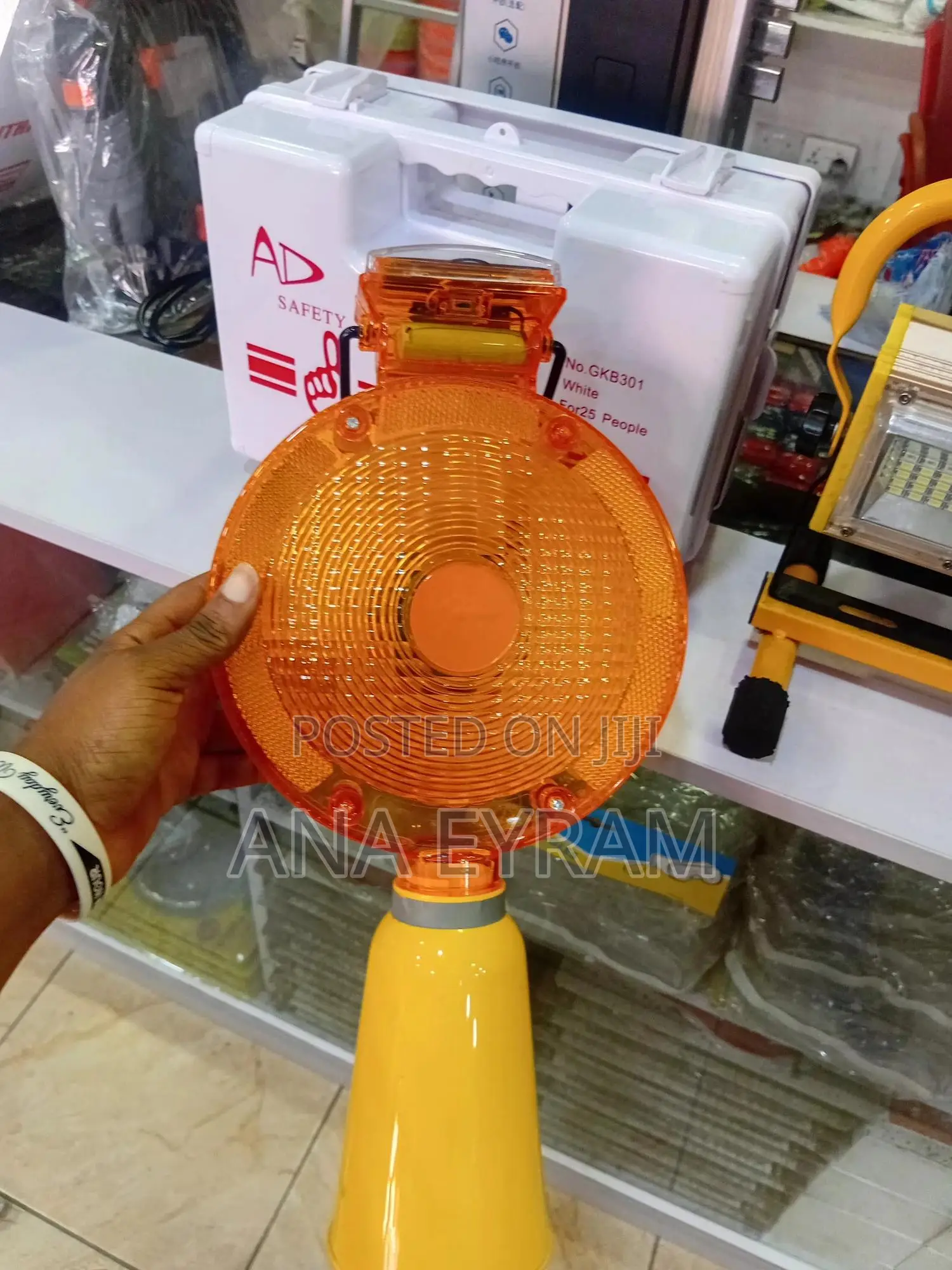 Solar Barricade Flashing Light
