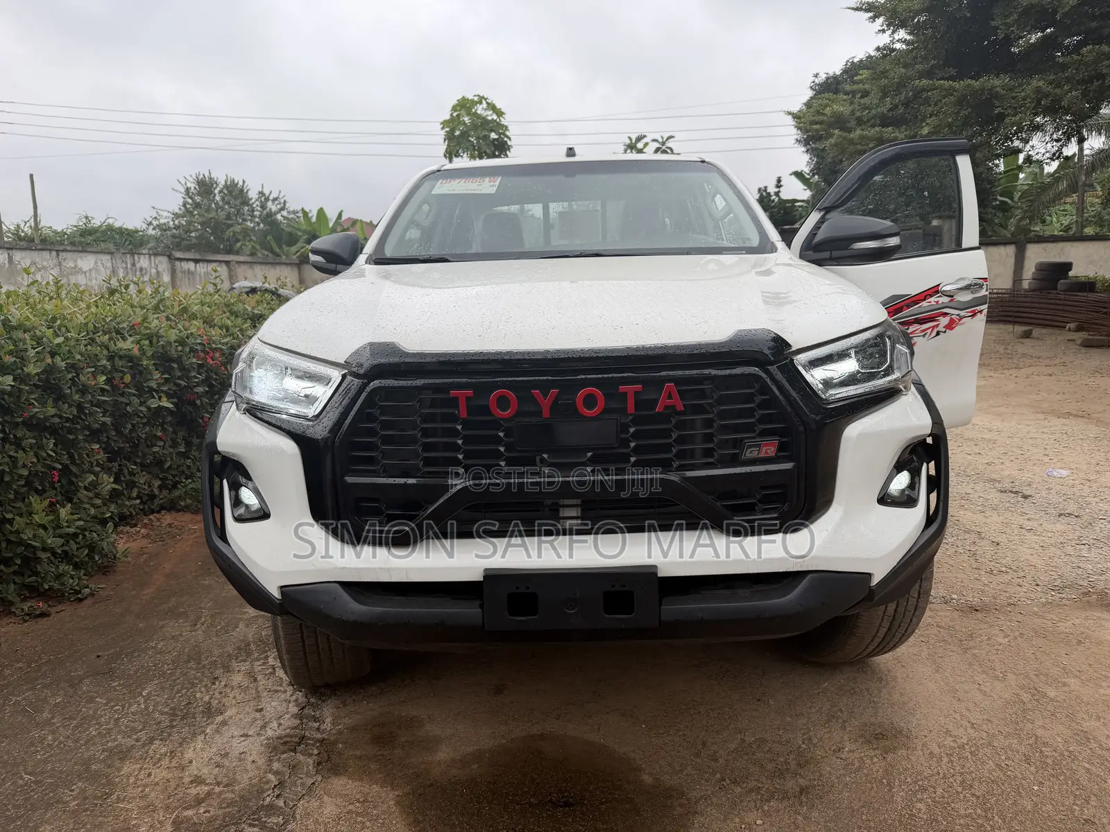 New Toyota Hilux 2025 White