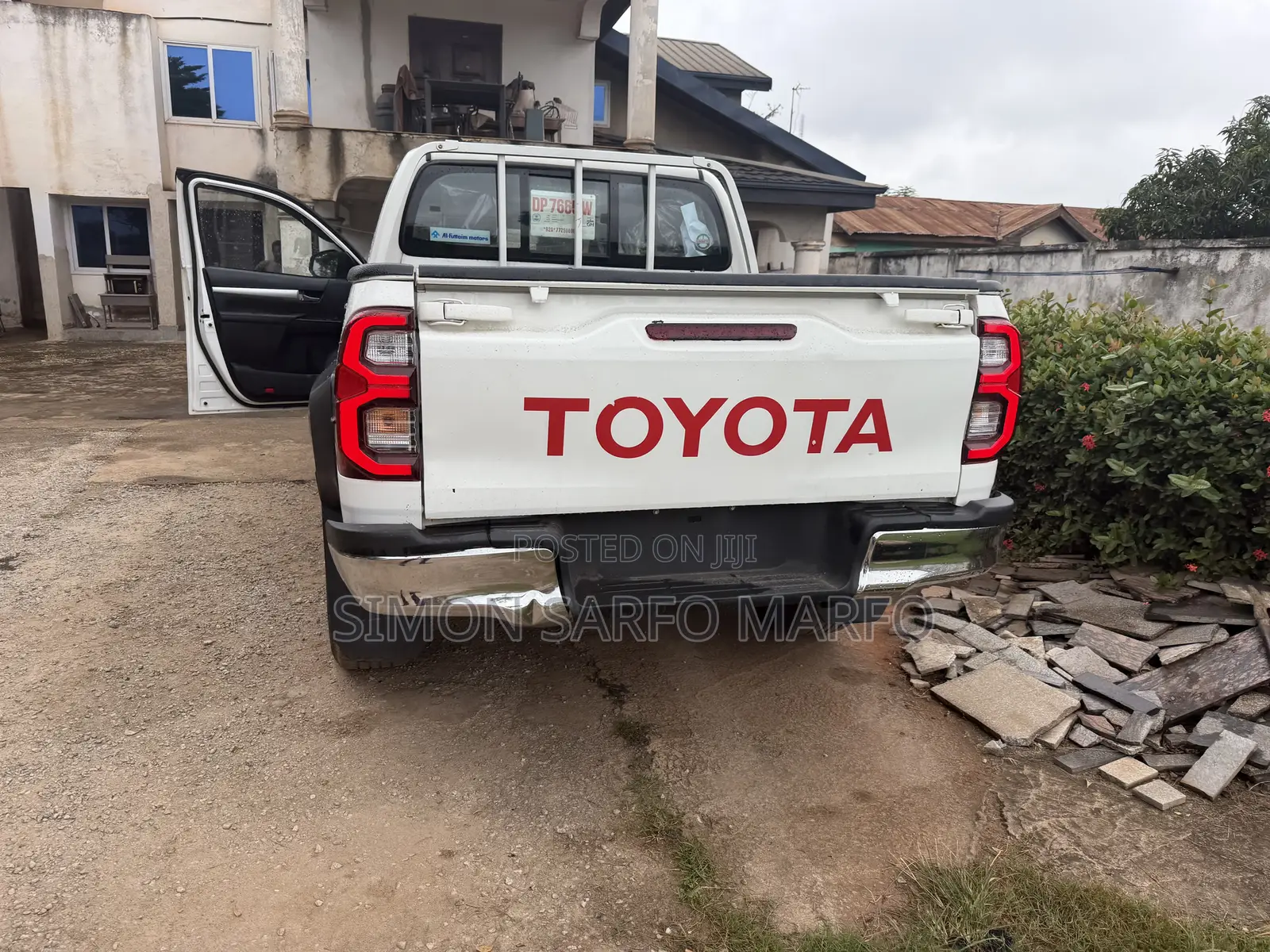 New Toyota Hilux 2025 White