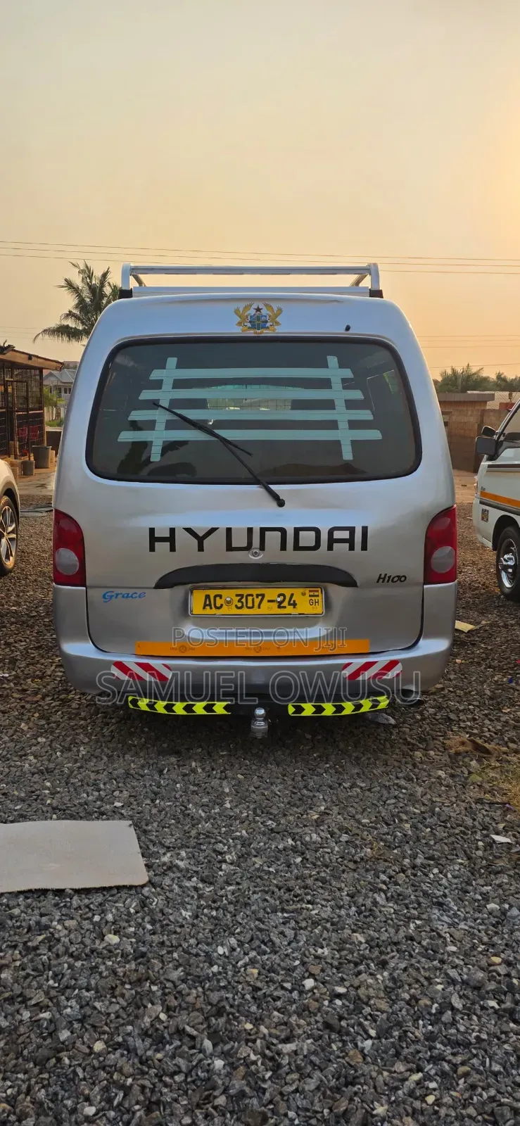 Hyundai H-100 2004 Silver