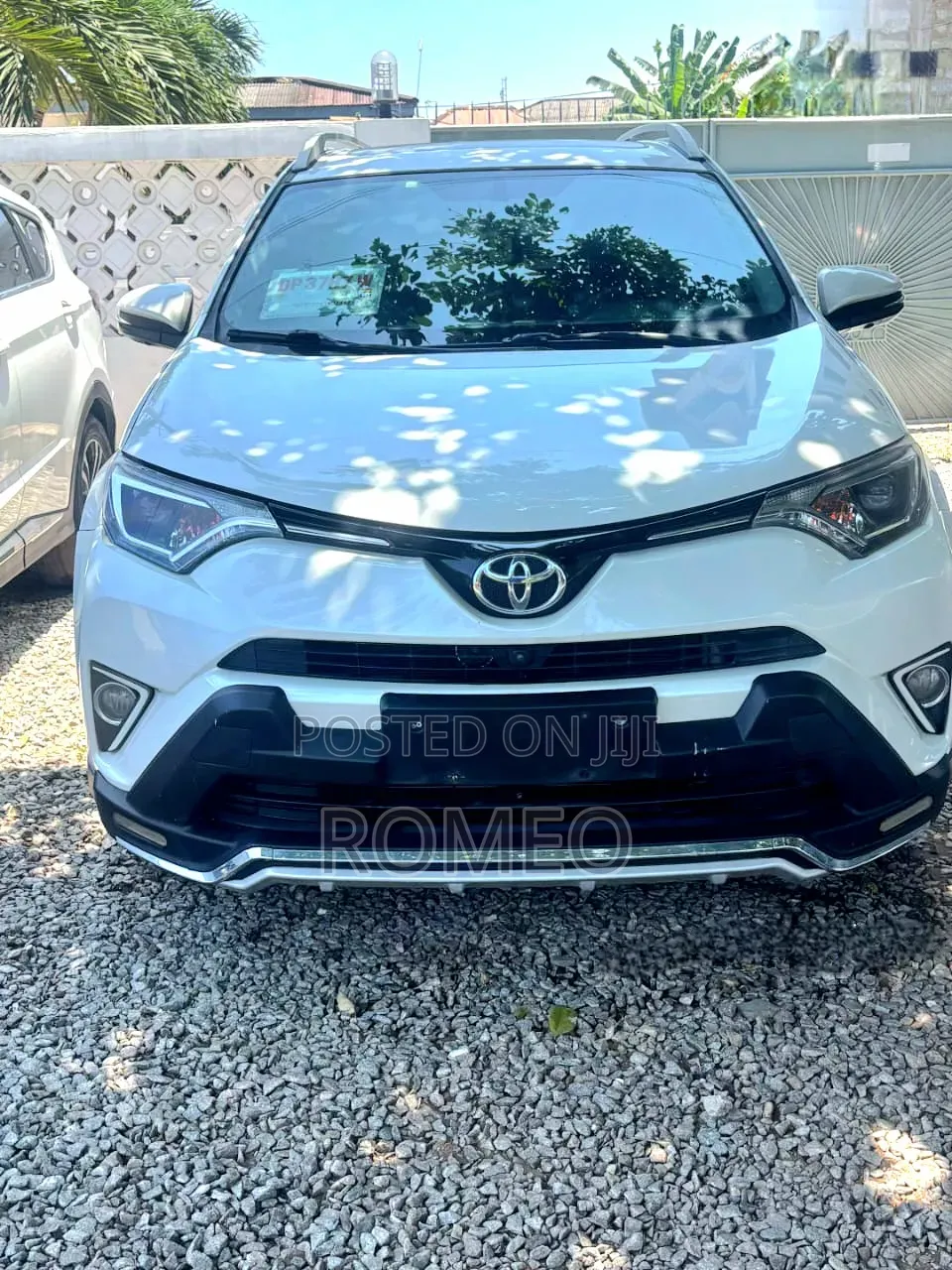 Toyota RAV4 2019 White