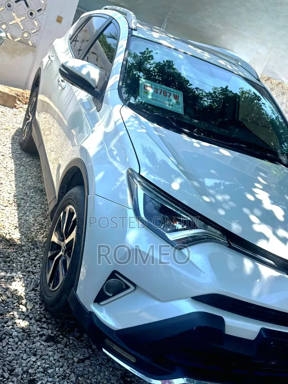 Toyota RAV4 2019 White