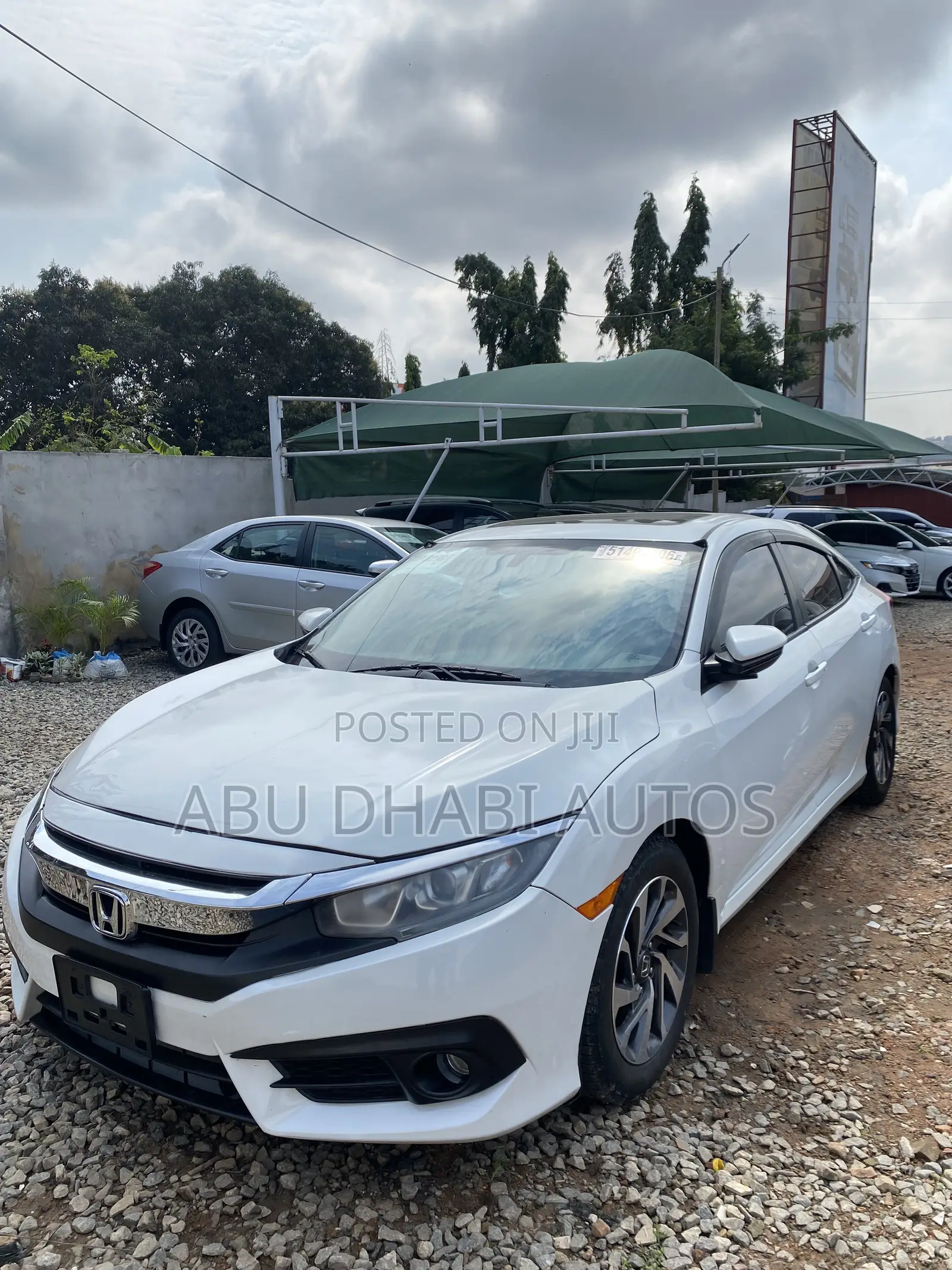 Honda Civic LX 4dr Sedan (2.0L 4cyl) 2016 White