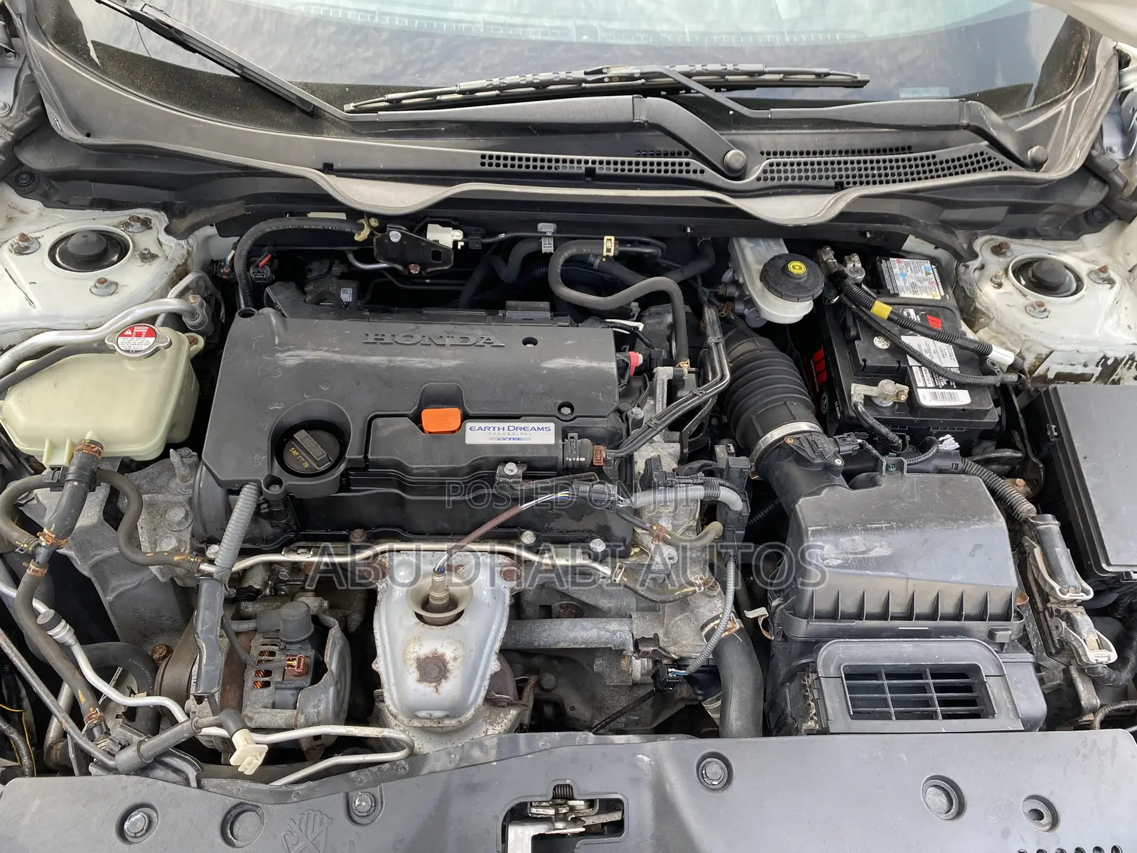 Honda Civic LX 4dr Sedan (2.0L 4cyl) 2016 White