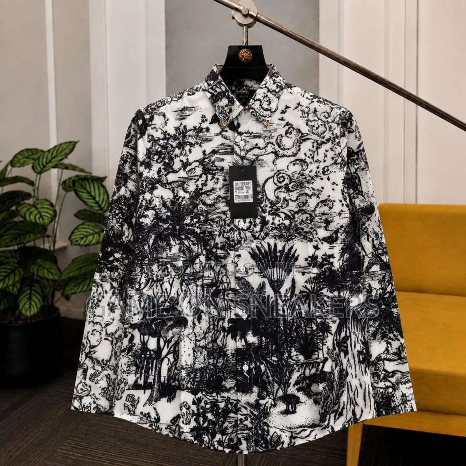 Long Sleeves Shirt
