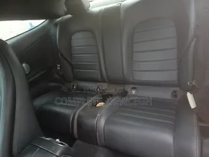 Mercedes-Benz C300 Base Coupe RWD (2.0L 4cyl 7A) 2017 Black