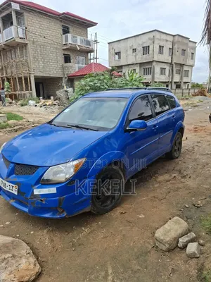 Car Pontiac Vibe