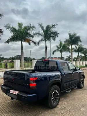 Nissan Frontier 2023 Blue