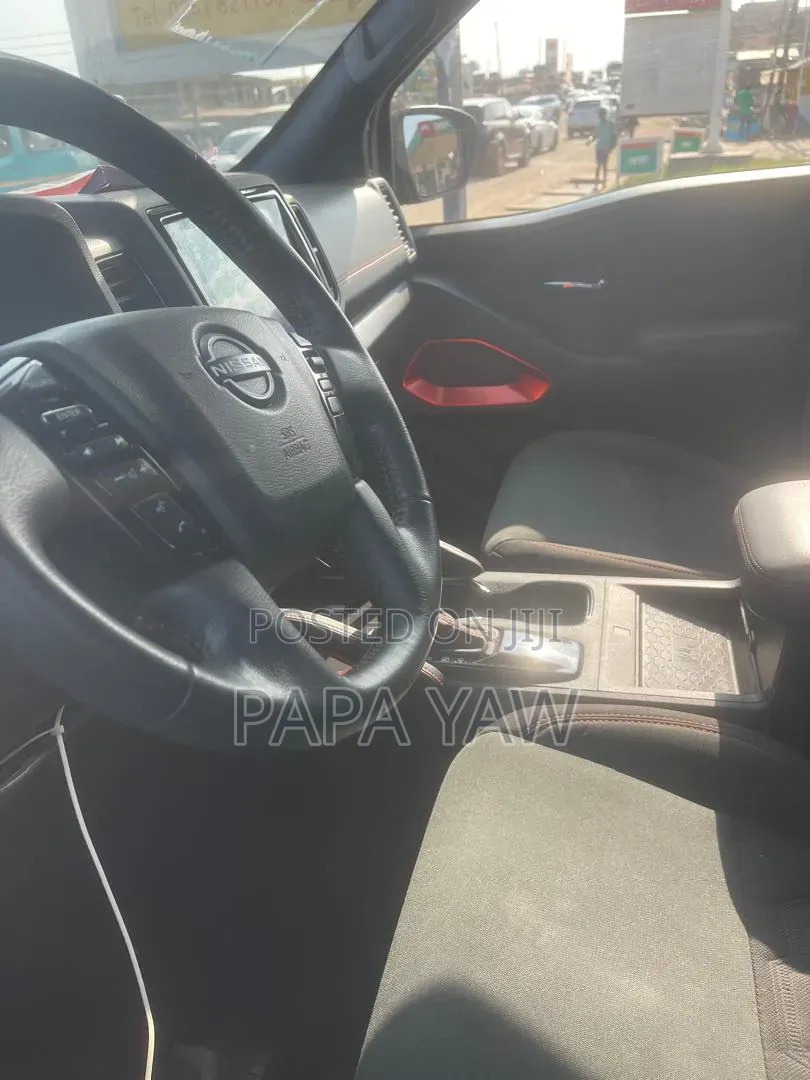 Nissan Frontier 2023 Blue