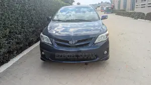 Toyota Corolla S 4dr Sedan (1.8L 4cyl 4A) 2013 Blue