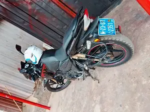TVS Apache 180 RTR 2023 Black