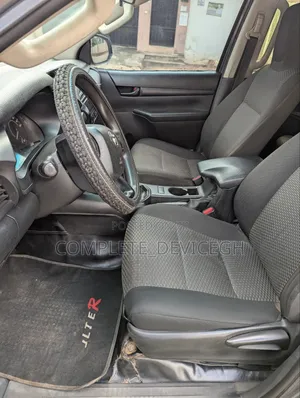 Toyota Hilux 2019 Black