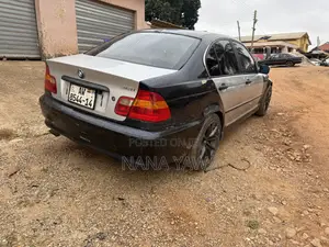 BMW 318i 2003 Black