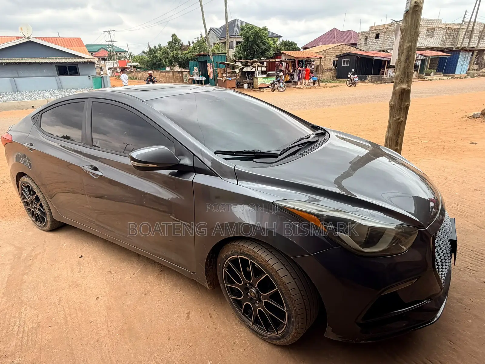 Hyundai Elantra Limited Sedan FWD (1.8L 4cyl 6A) 2013 Matt Black