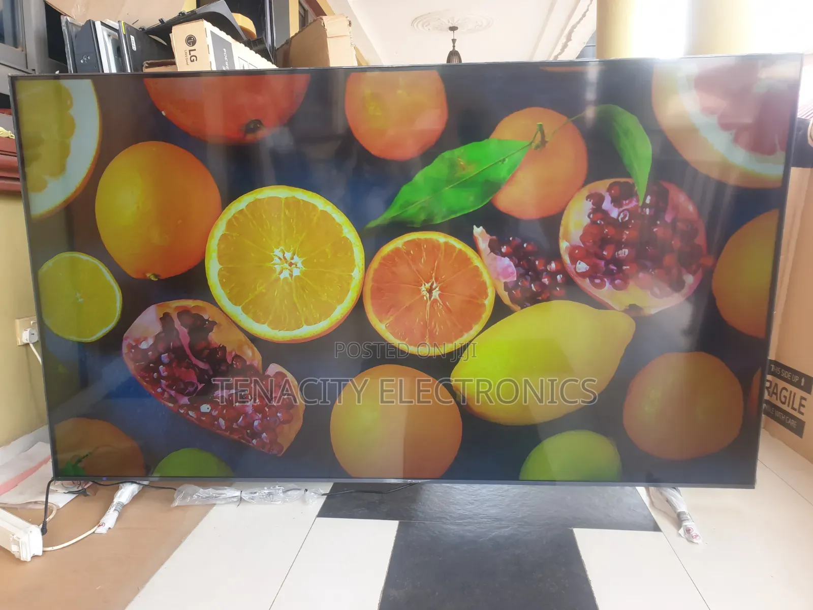 86"LG Uhd HDR Edgeless Smart Satellite TV