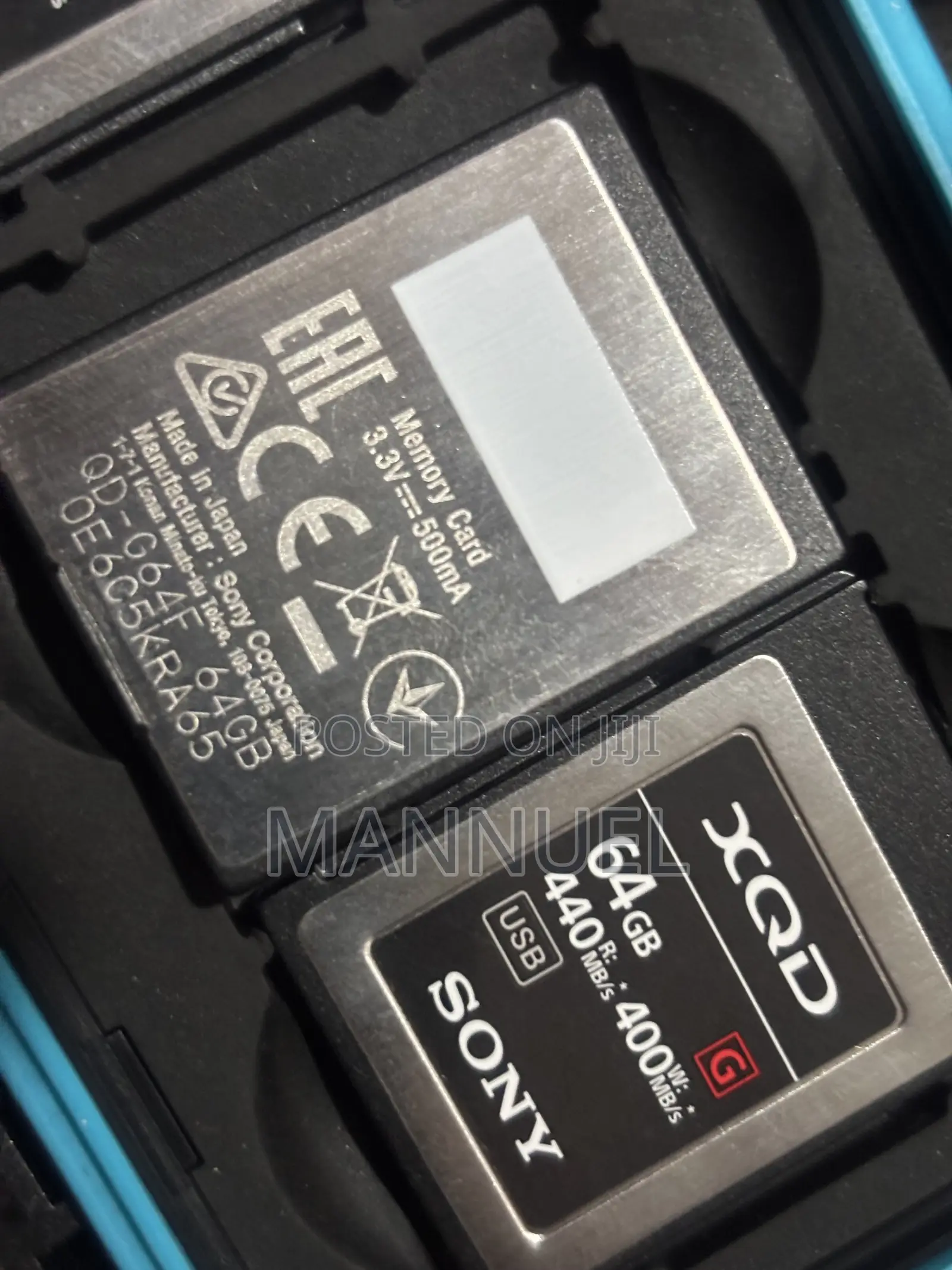 Sony XQD Cards 128, 64 W/Card Case