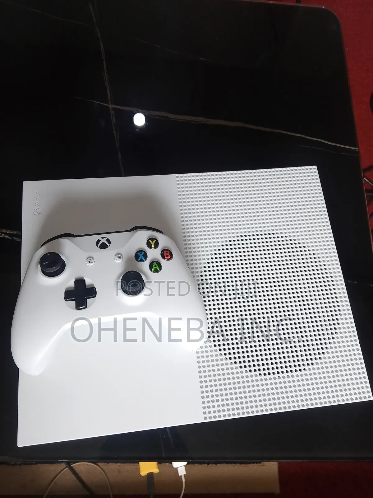 Neat Xbox One Slim With Games + 1 Controller