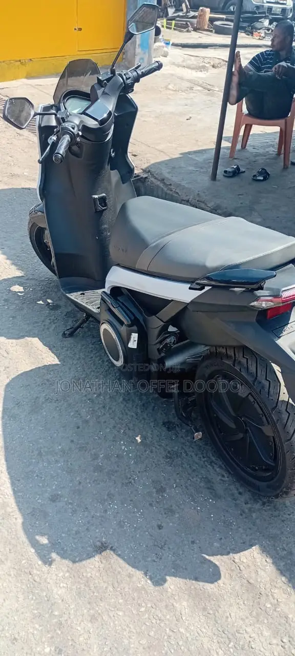 Motorcycle 2024 White