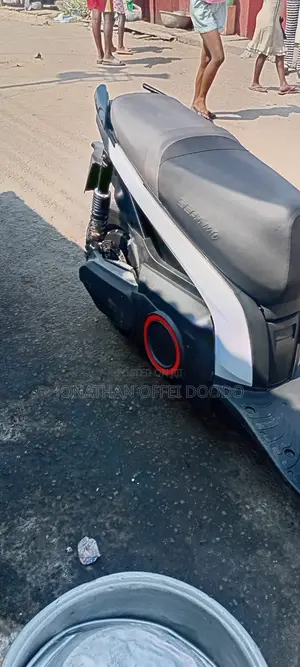 Motorcycle 2024 White