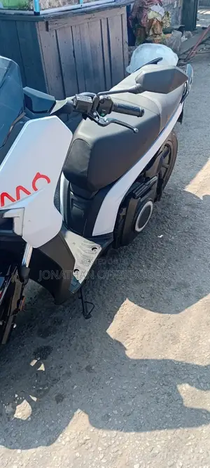Motorcycle 2024 White