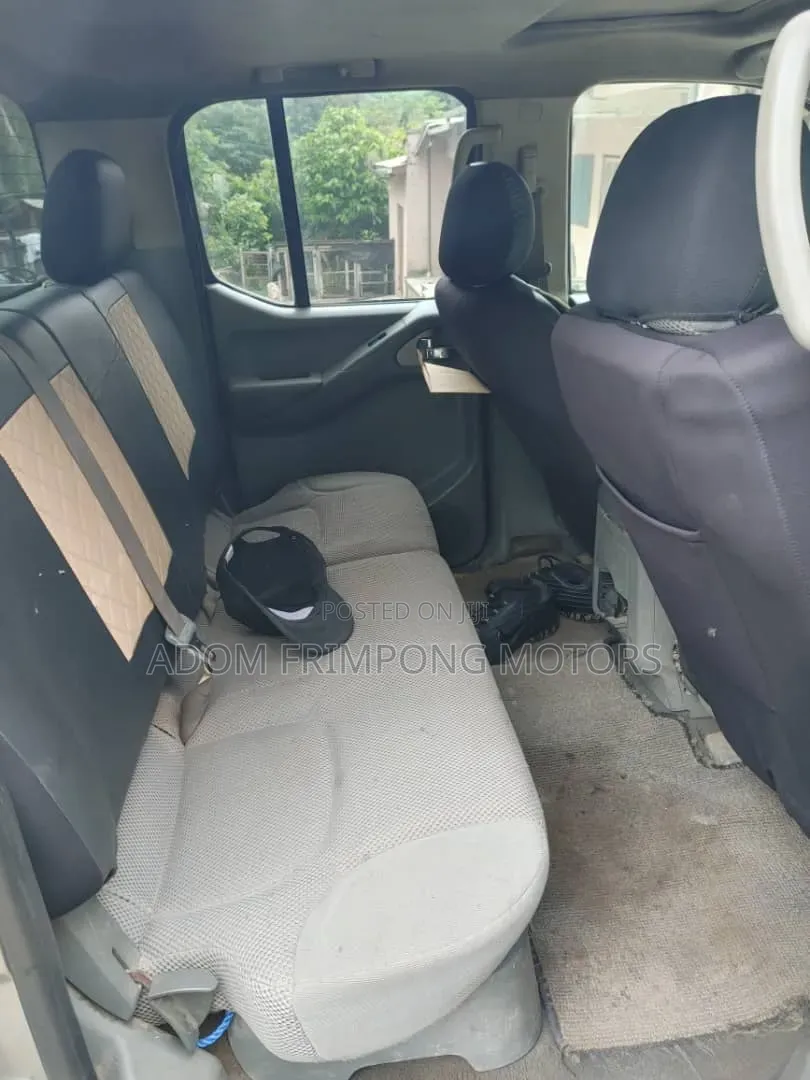 Nissan Frontier 2008 Silver