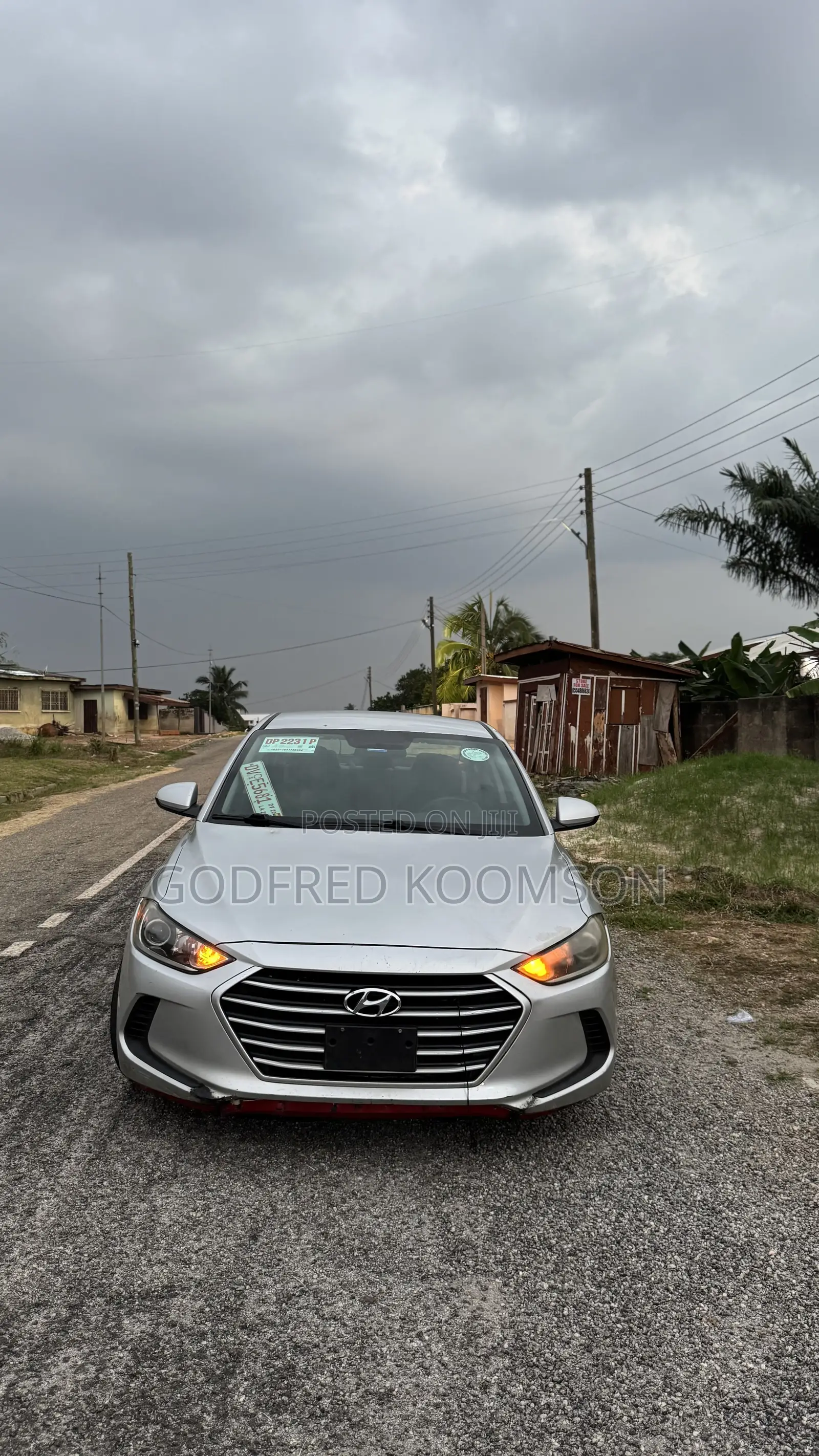 Hyundai Elantra SE Sedan FWD (2.0L 4cyl 6M) 2017 Gray