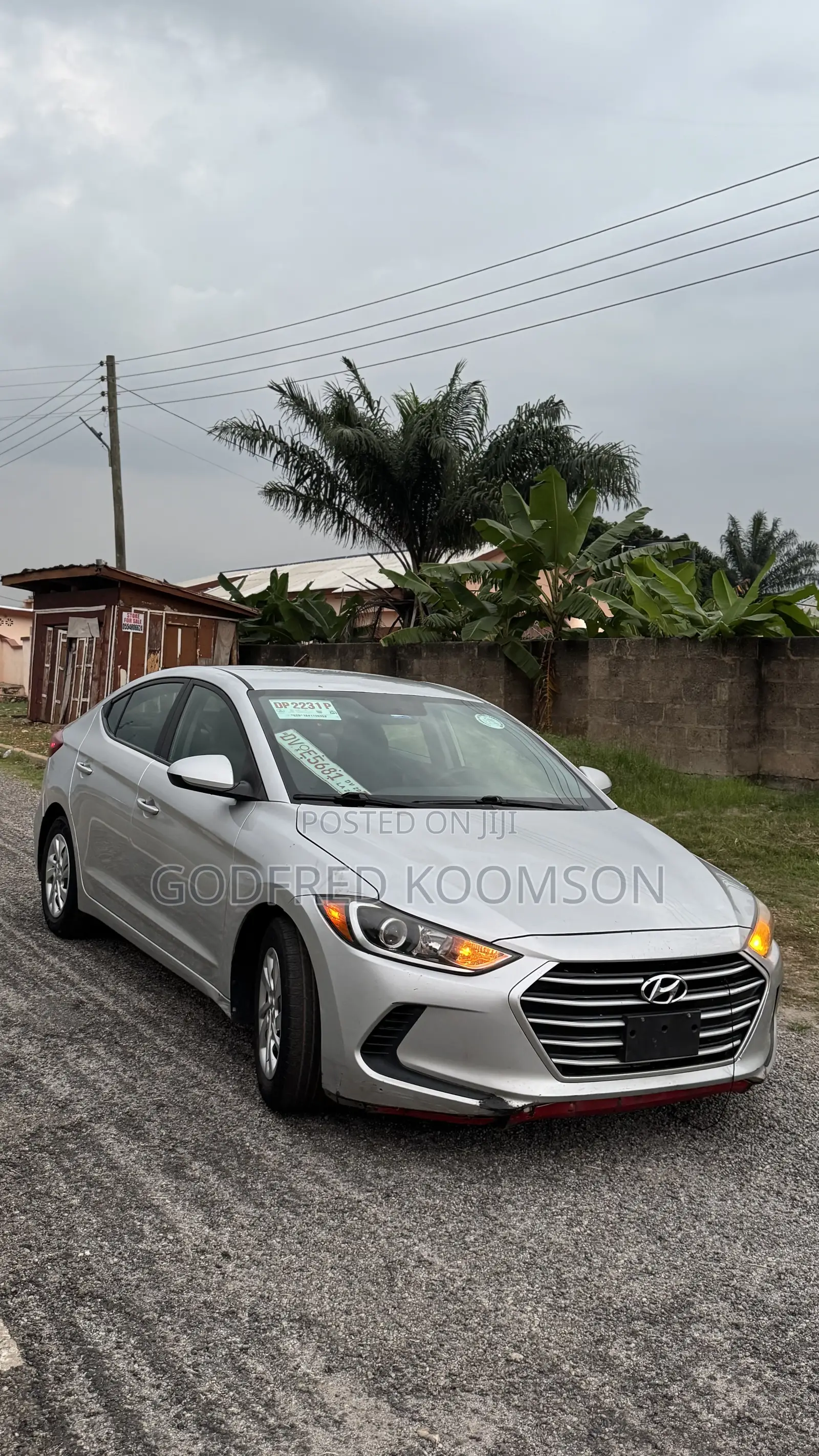 Hyundai Elantra SE Sedan FWD (2.0L 4cyl 6M) 2017 Gray
