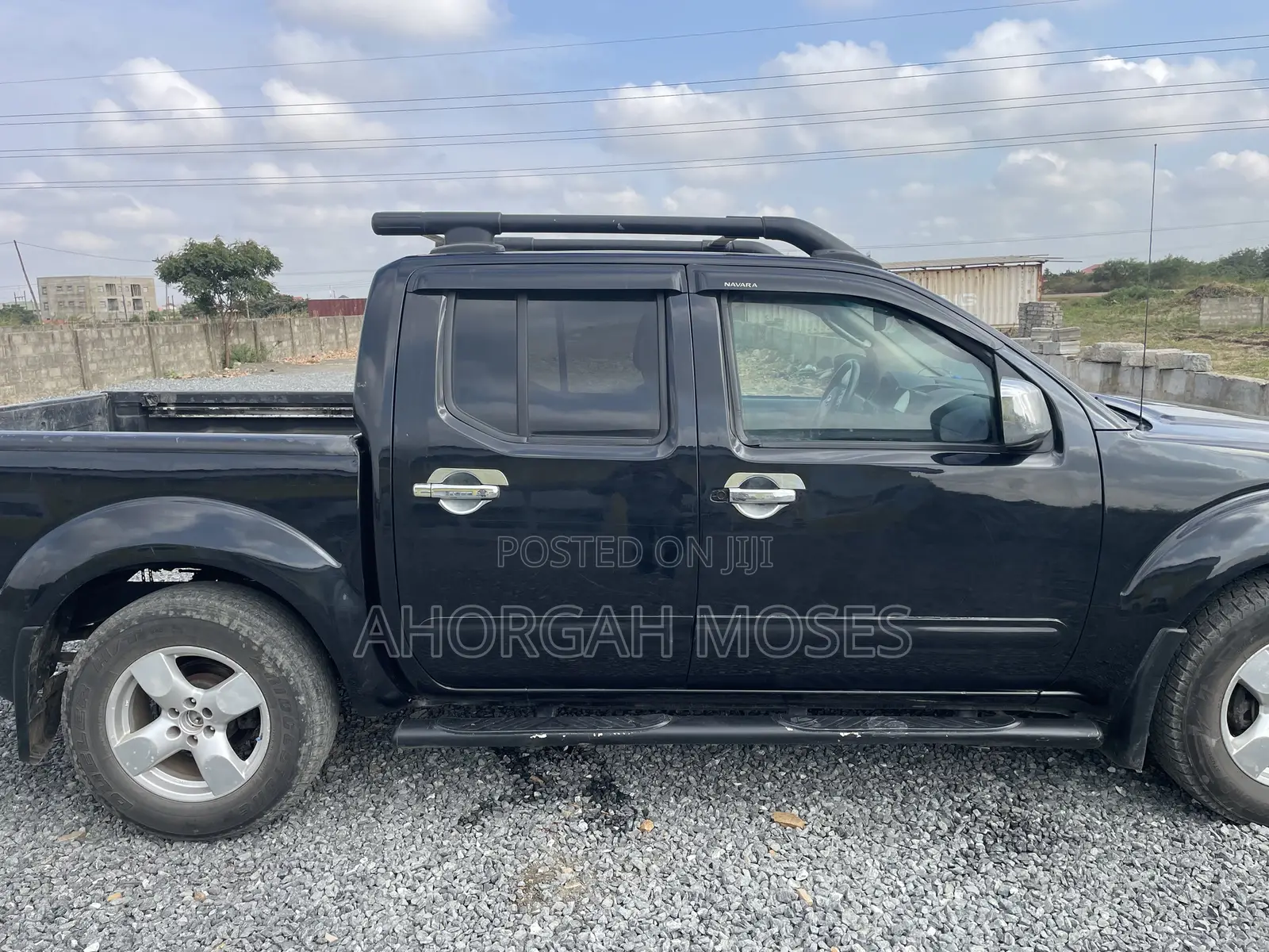 Nissan Frontier Crew Cab SE 4x4 2011 Black