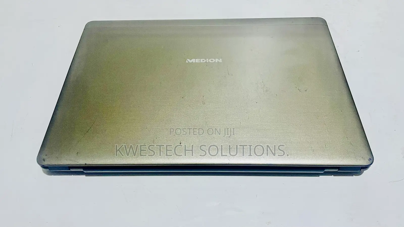 Laptop Medion Akoya E7419 4GB Intel Core i3 HDD 160GB
