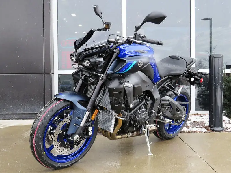 Yamaha 2025 Blue