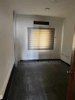 5-Office Ground Floor Space to Let