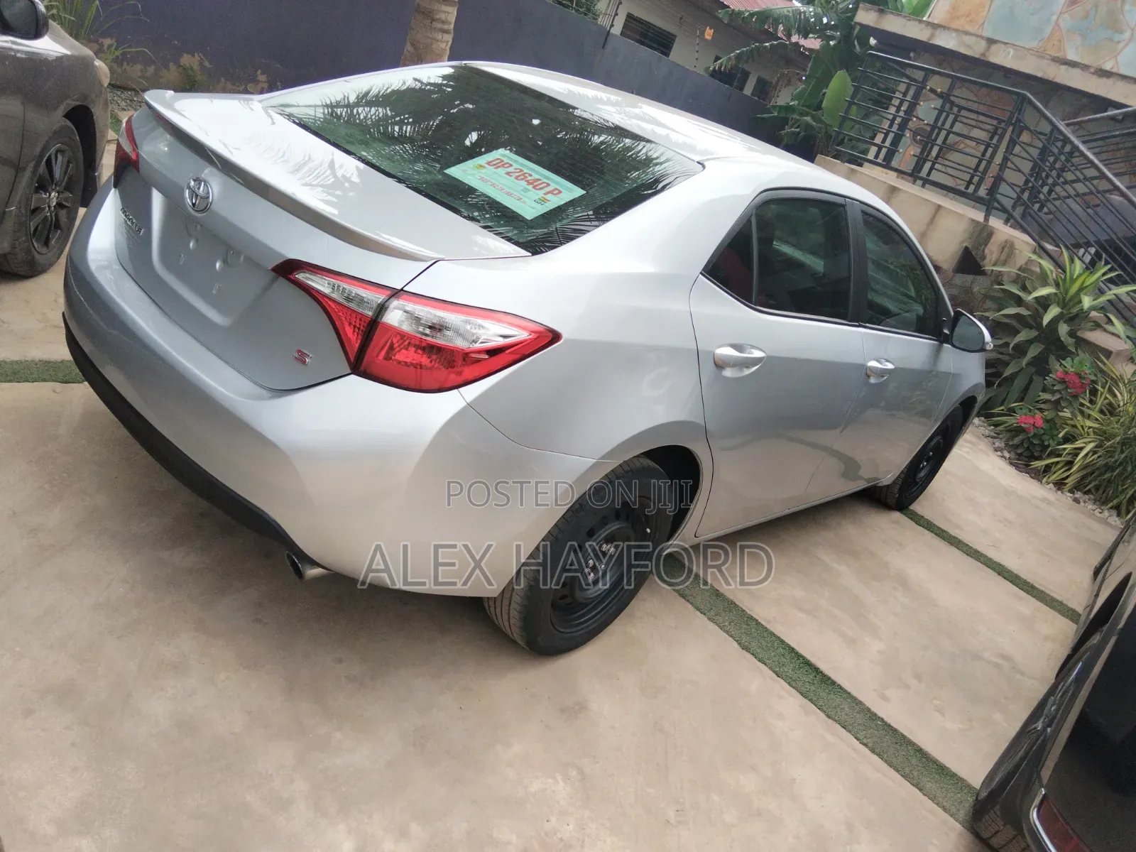 Toyota Corolla S 4dr Sedan (1.8L 4cyl CVT) 2016 Silver