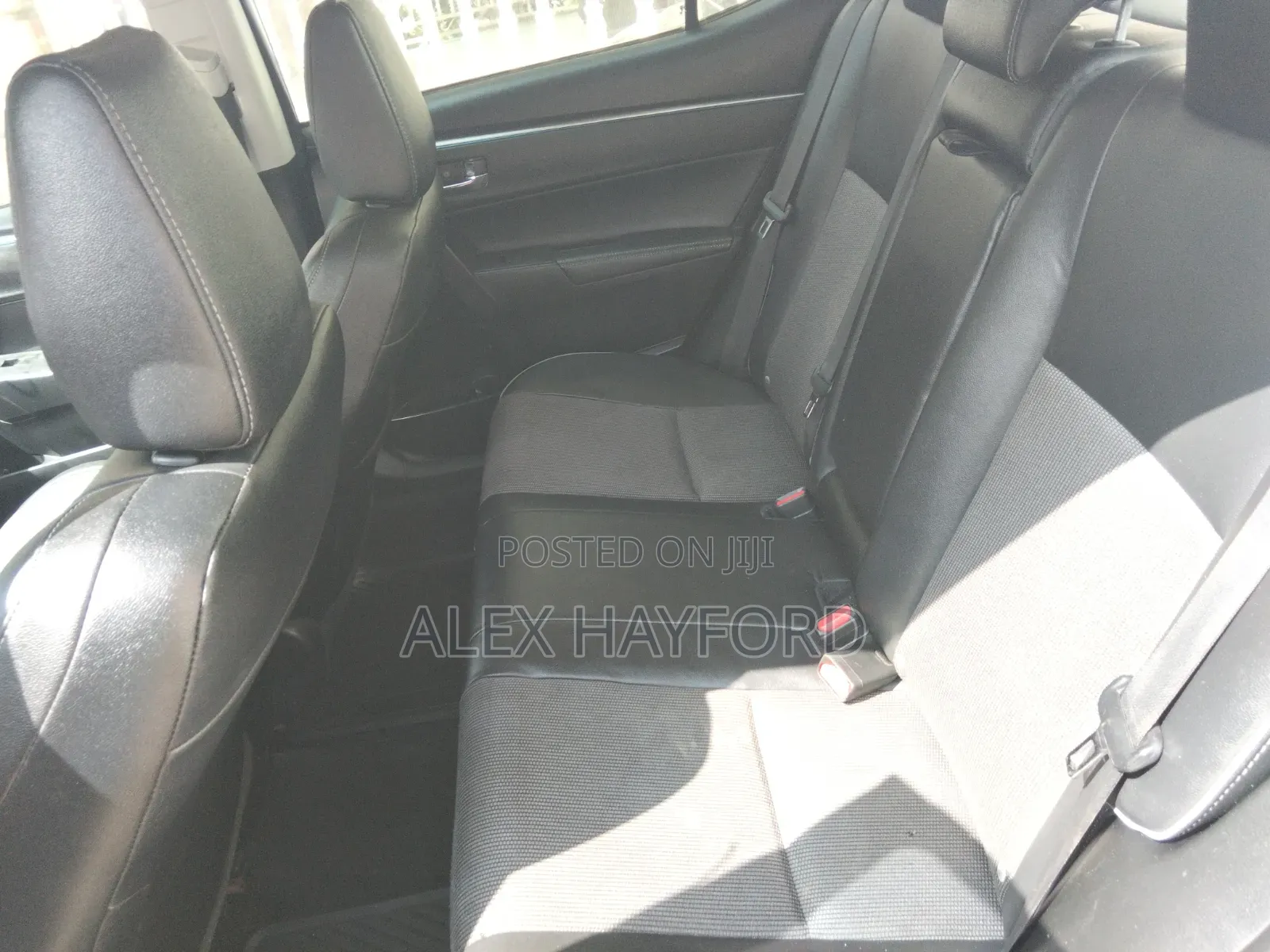 Toyota Corolla S 4dr Sedan (1.8L 4cyl CVT) 2016 Silver