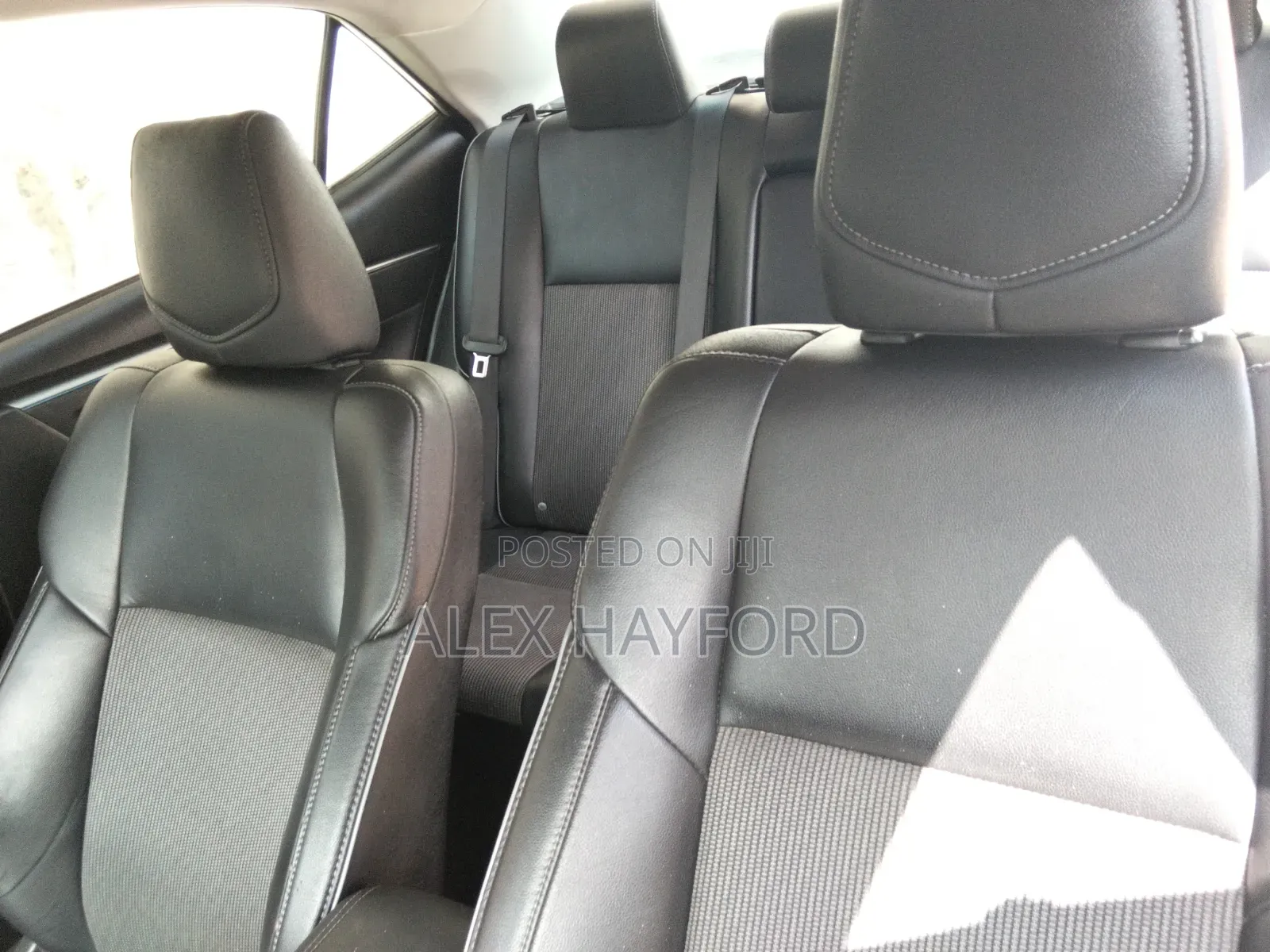 Toyota Corolla S 4dr Sedan (1.8L 4cyl CVT) 2016 Silver