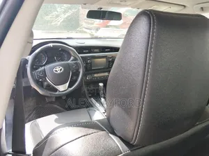 Toyota Corolla S 4dr Sedan (1.8L 4cyl CVT) 2016 Silver