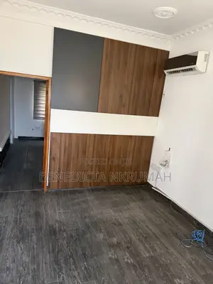 5-Office Ground Floor Space to Let